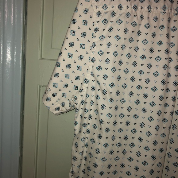 Denim & Flower Medium Short Sleeve Button up - Picture 5 of 8